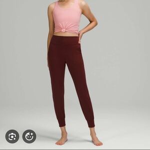 Lululemon Align High Rise Jogger Full Length in Maroon